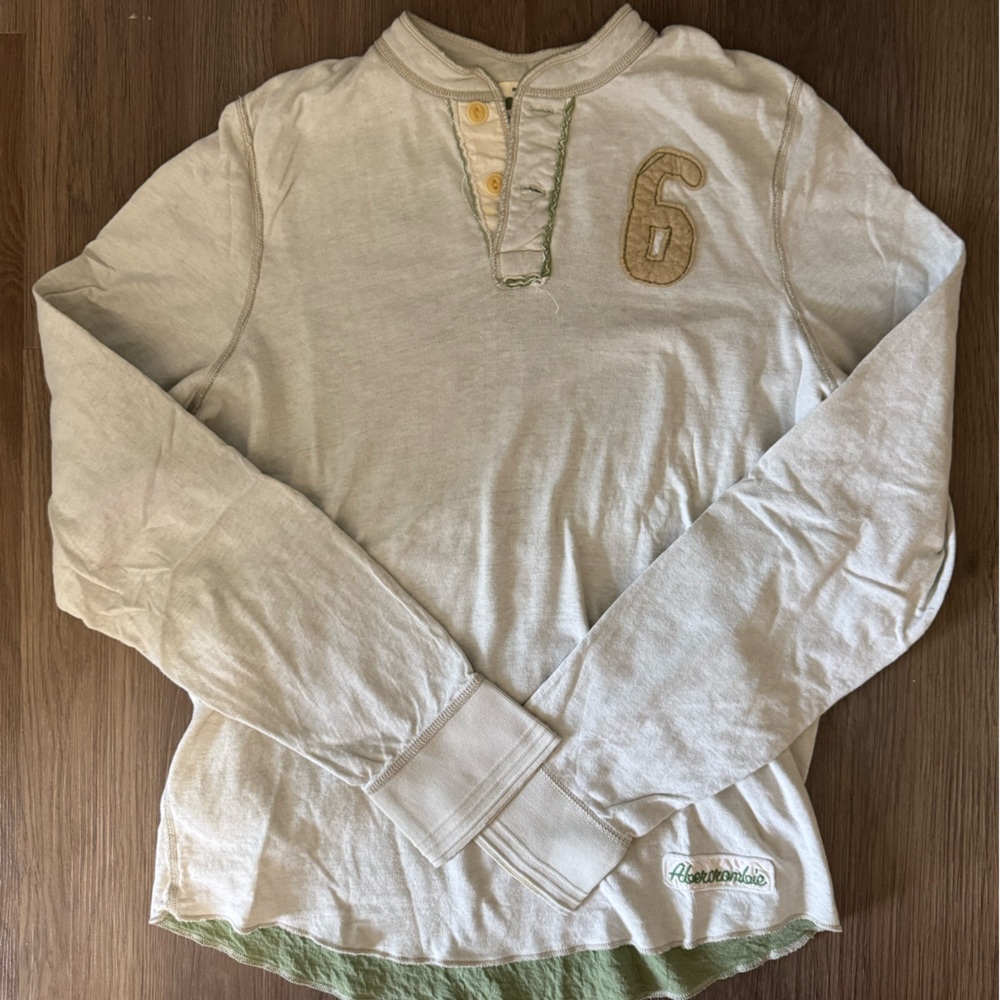 Abercrombie & Fitch Cream Henley with Olive Green Interior